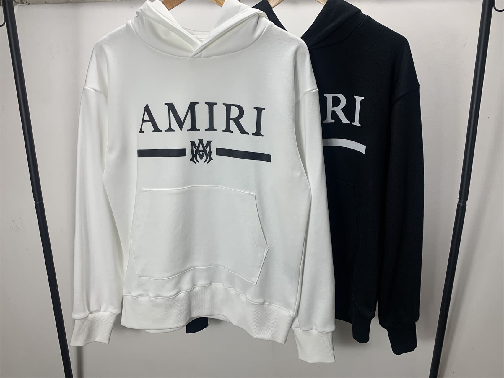 Plain Amiri hoodie - Image 2