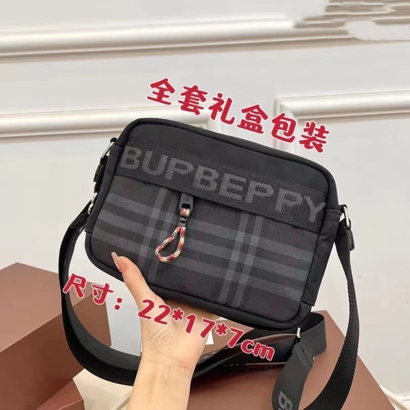Burberry shoulder bag - Image 2