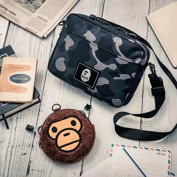 Japanese magazine appendix trendy brand new black camouflage shoulder messenger bag monkey head sundries coin purse two-piece set - OrientDig Spreadsheet