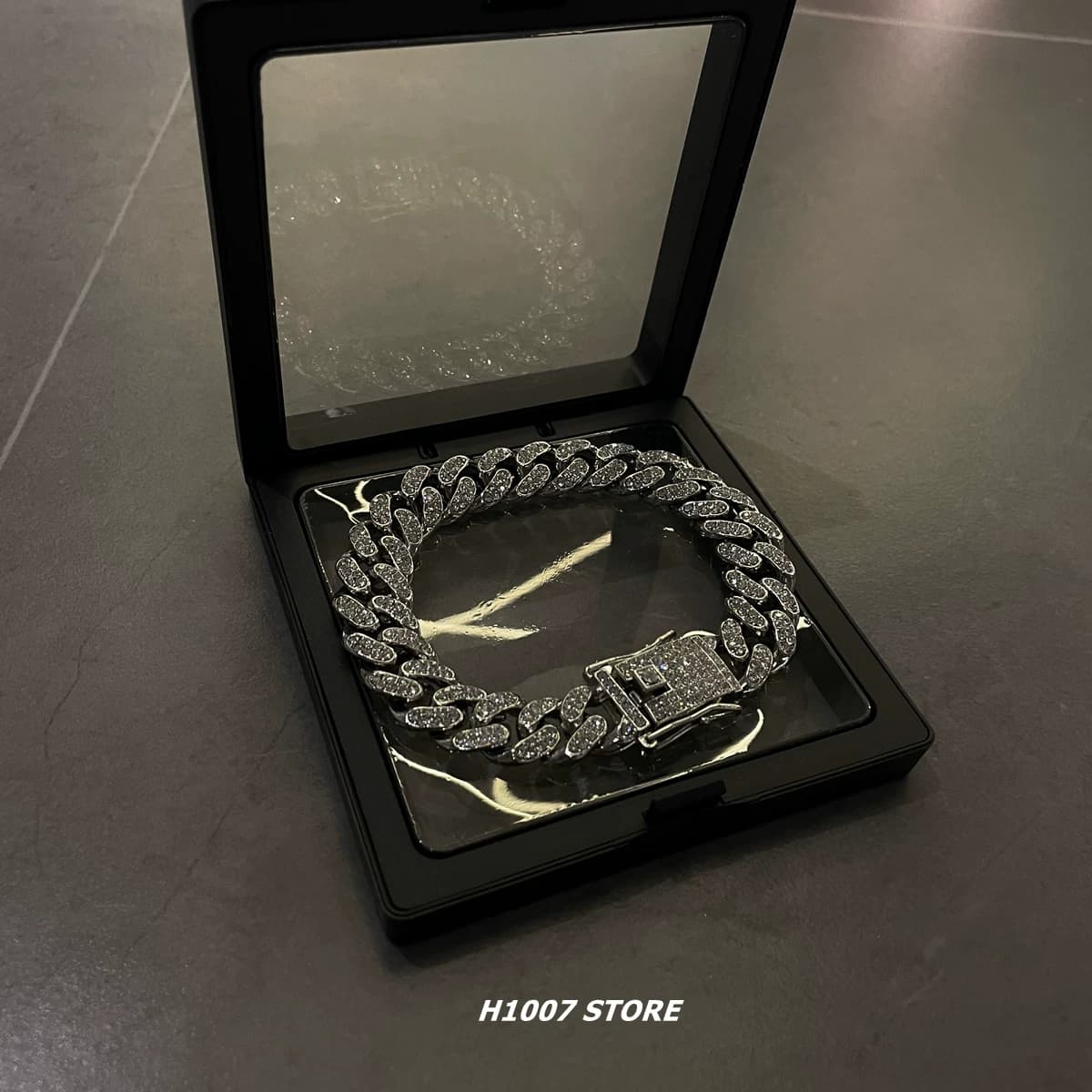 Wang Jiaer's same style full diamond Cuban bracelet for men trendy silver diamond inlaid European and American hip-hop style niche design for couples - OrientDig Spreadsheet