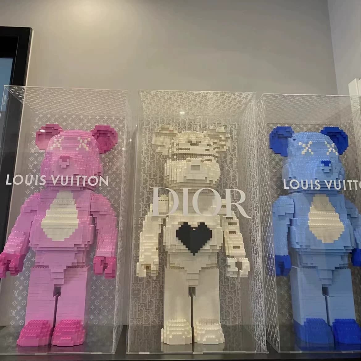 Kaws - OrientDig Spreadsheet