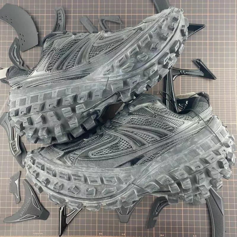 Balenciaga Tyre - OrientDig Spreadsheet