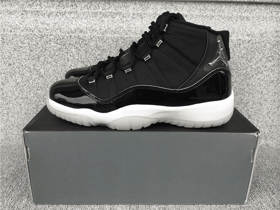 jordan 11 - Image 2