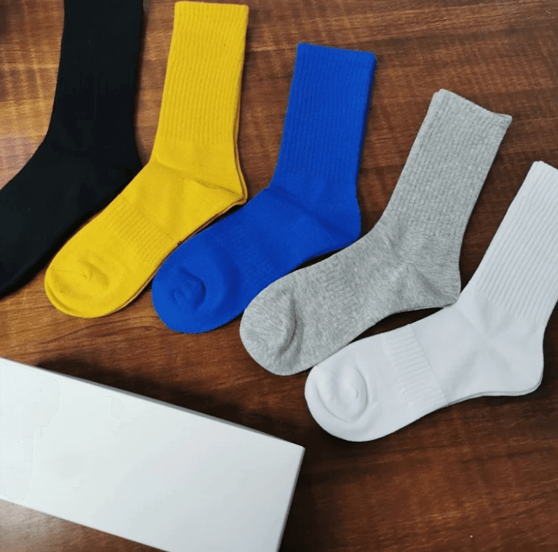 High quality yellow and blue long socks boxed cotton socks - OrientDig Spreadsheet