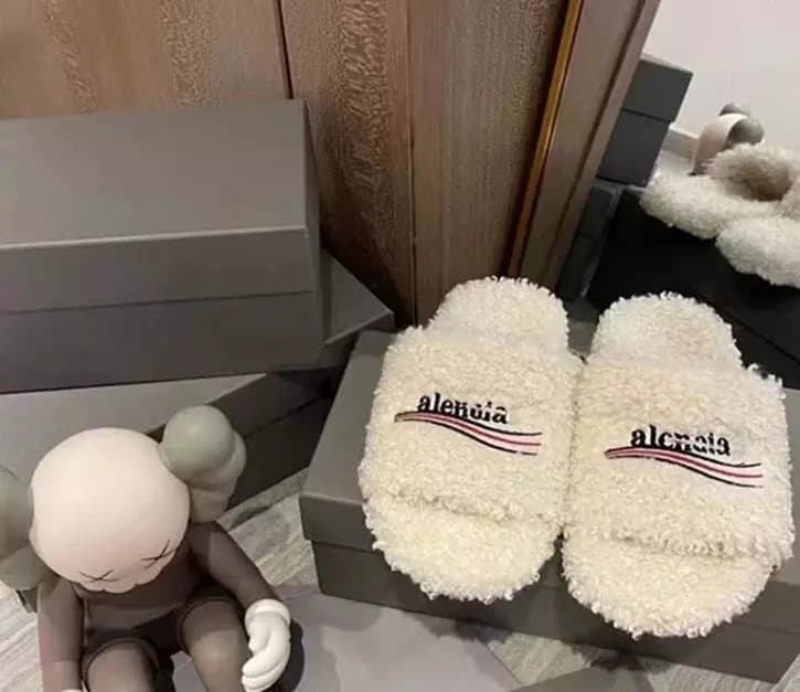 Balenciaga Faux Fur Slides 3 Styles - Image 2