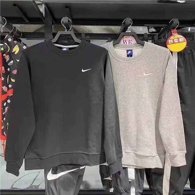nike sweater - Image 2